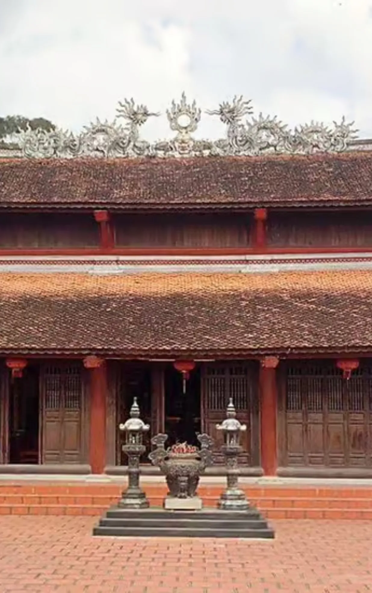 Mộ Và Đền Thờ Nguyễn Lỗi