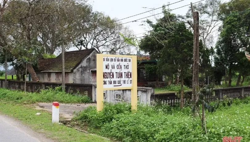 Tổng quan Đền Thờ Và Mộ Nguyễn Tuấn Thiện