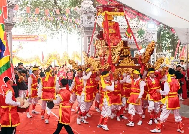 Hội làng Thái Hòa