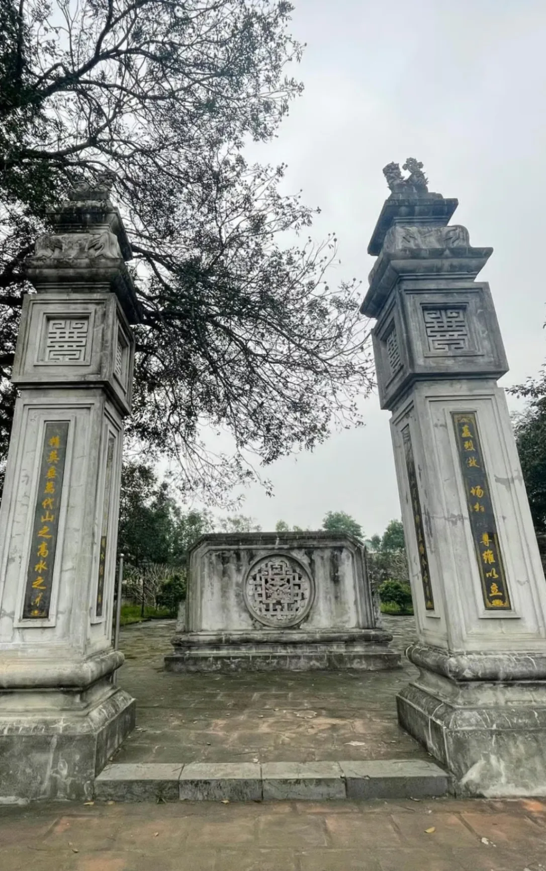 Đền Thờ Nguyễn Biểu