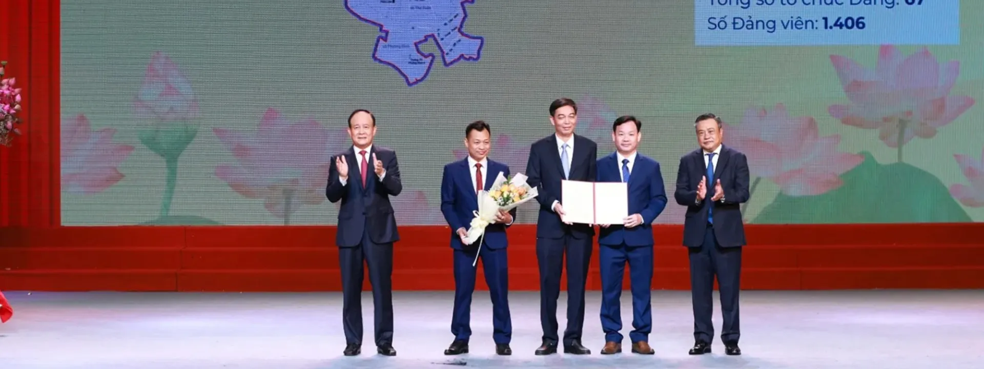 Hội làng Phương Mạc