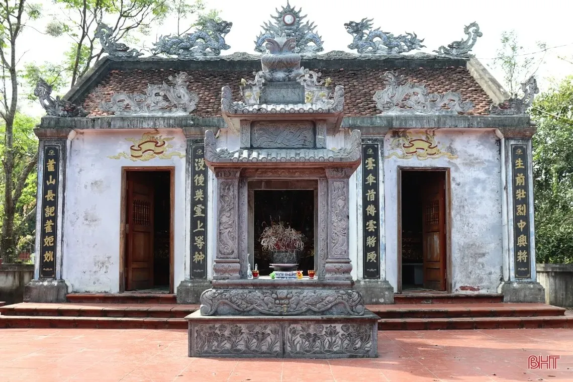 Đền Thờ Nguyễn Biên