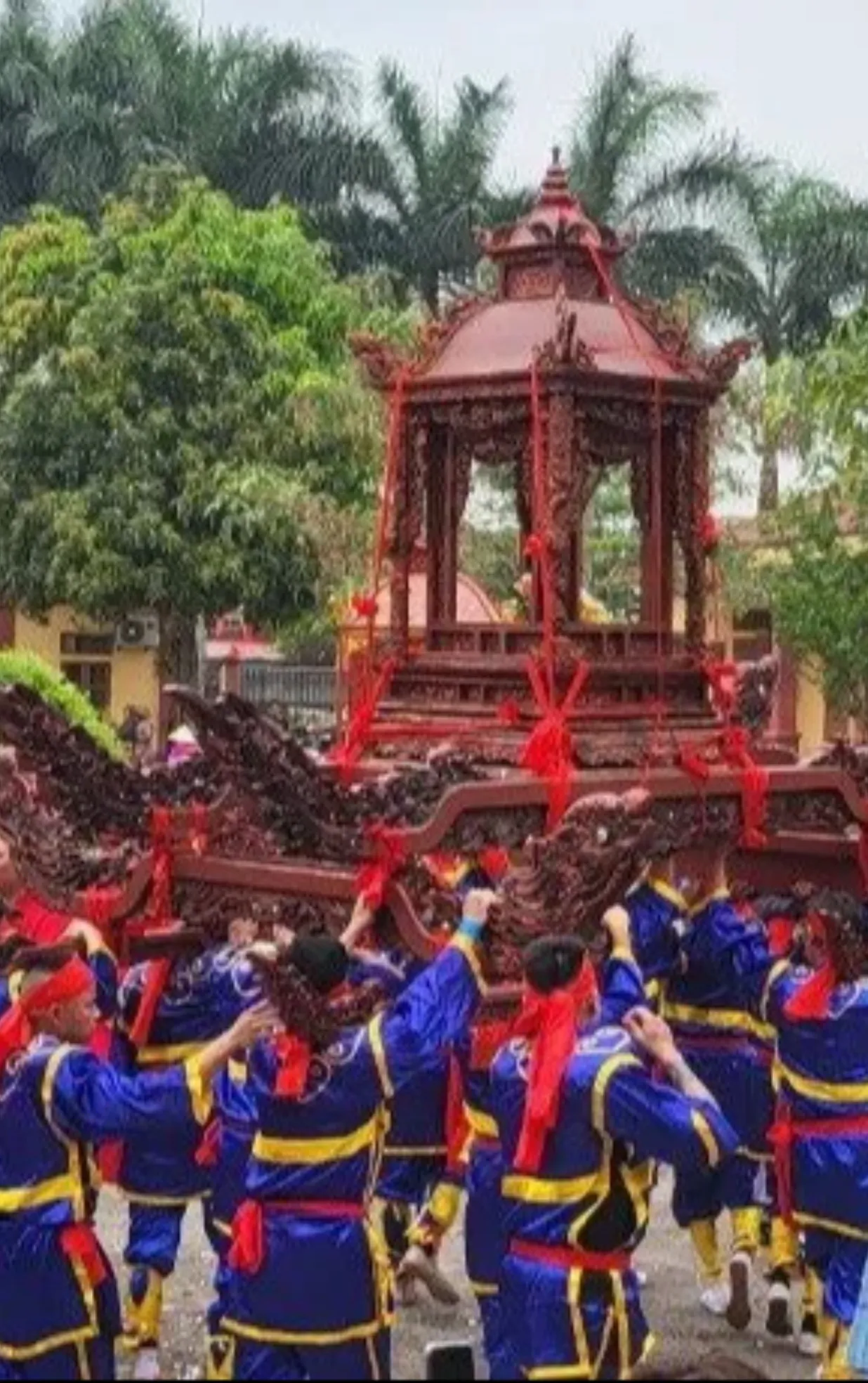 Hội đình - đền Bổng Điền