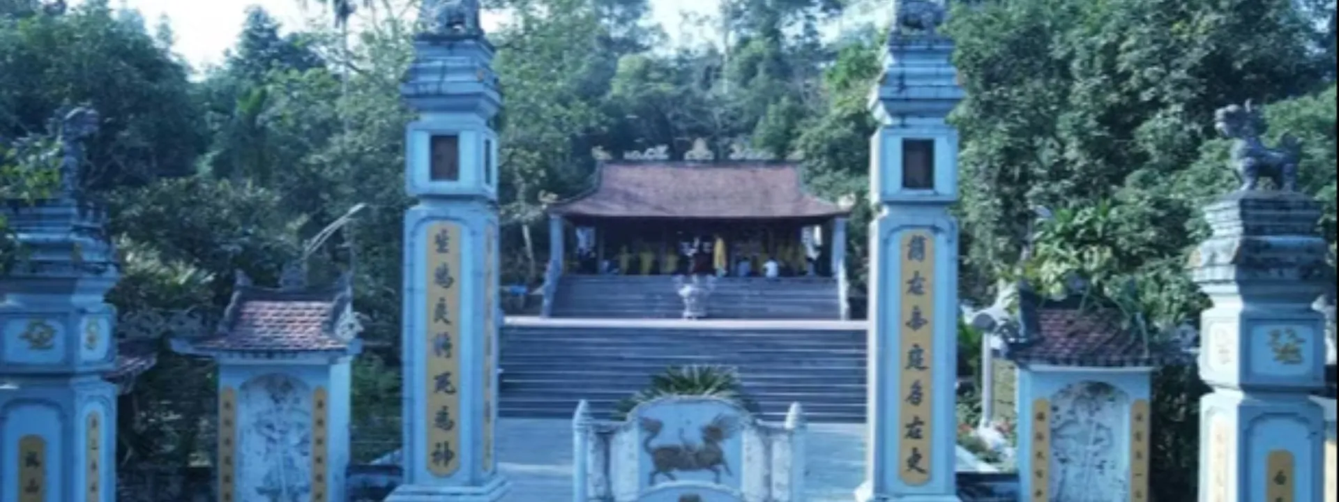 Đền Thờ Đô Đài Bùi Cầm Hổ