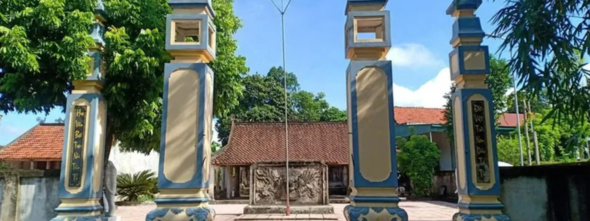 Đền Thờ Dương Trí Trạch