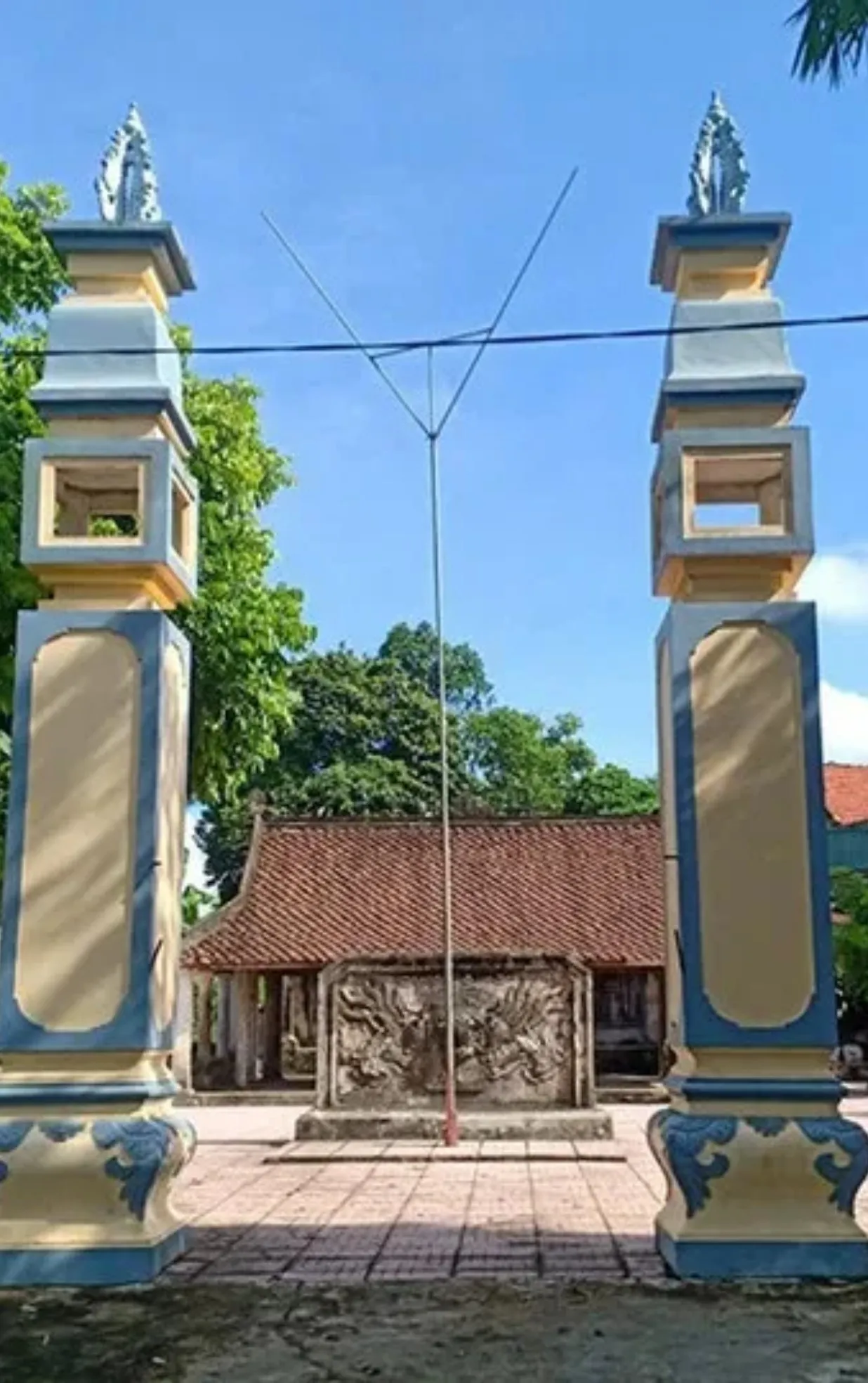 Đền Thờ Dương Trí Trạch