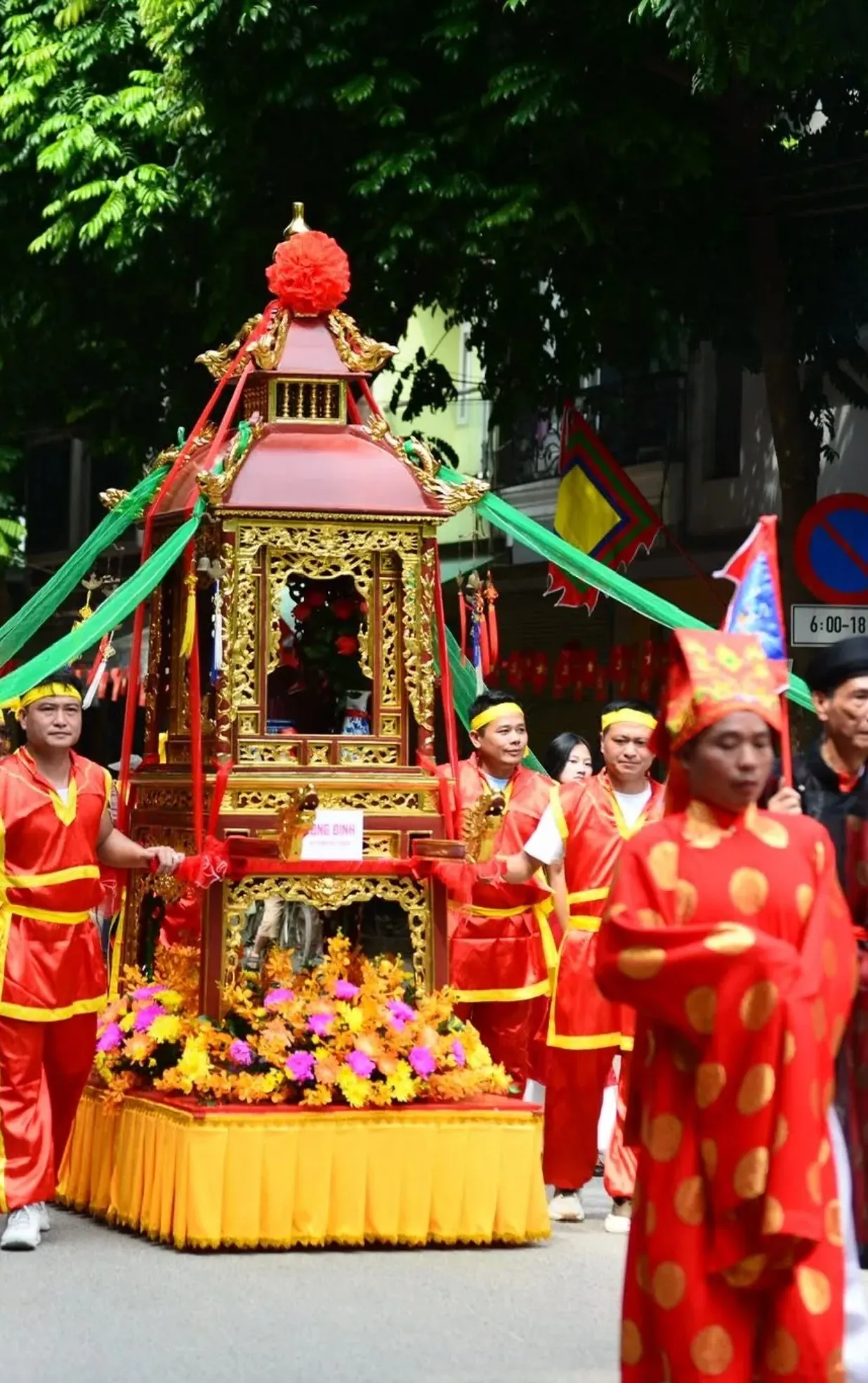 Hội đình Tứ Liên