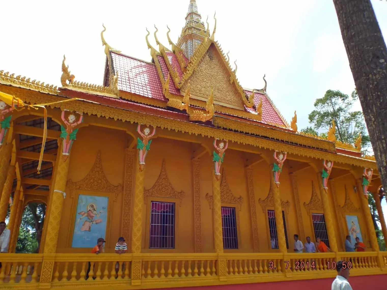 Chùa Cỏ Thum