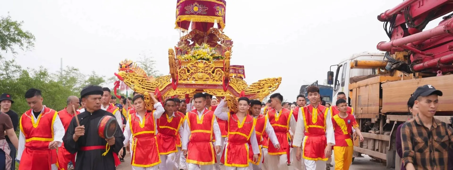Lễ hội làng Mạn Xuyên