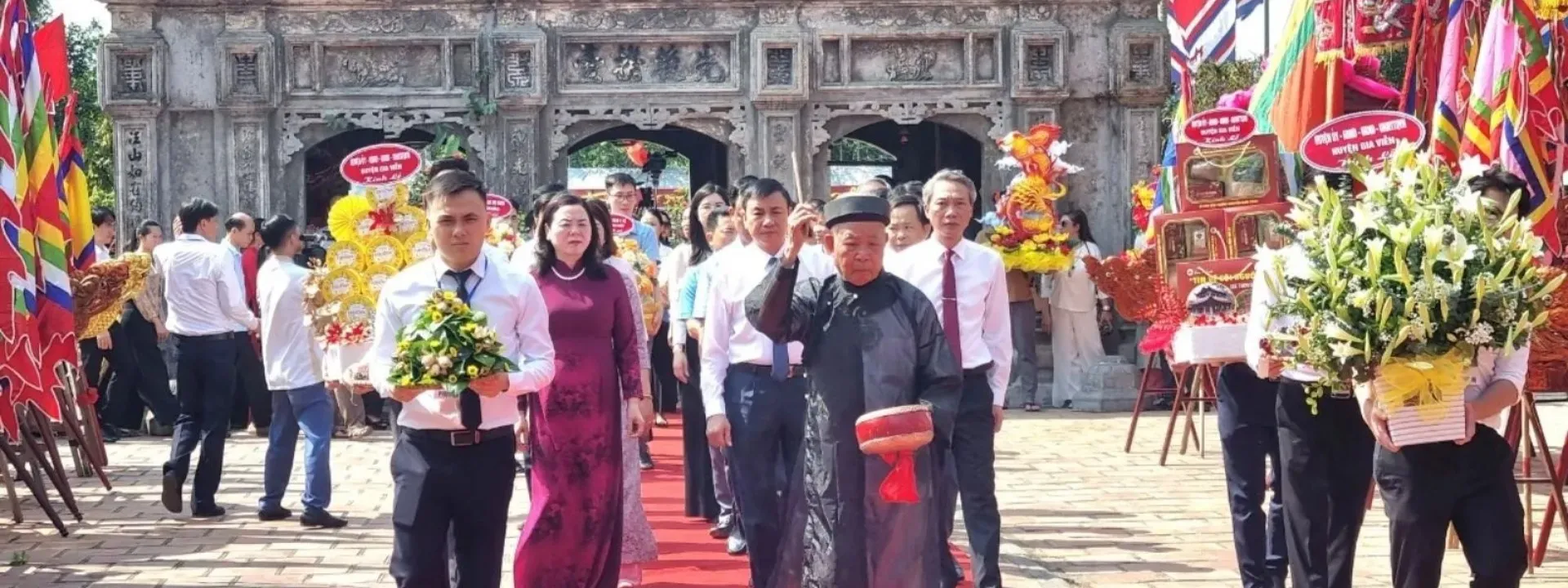 Lễ hội Đền Thánh Nguyễn