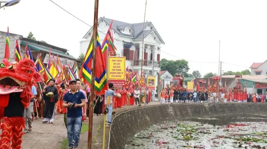 Lễ hội Đền Thánh Nguyễn