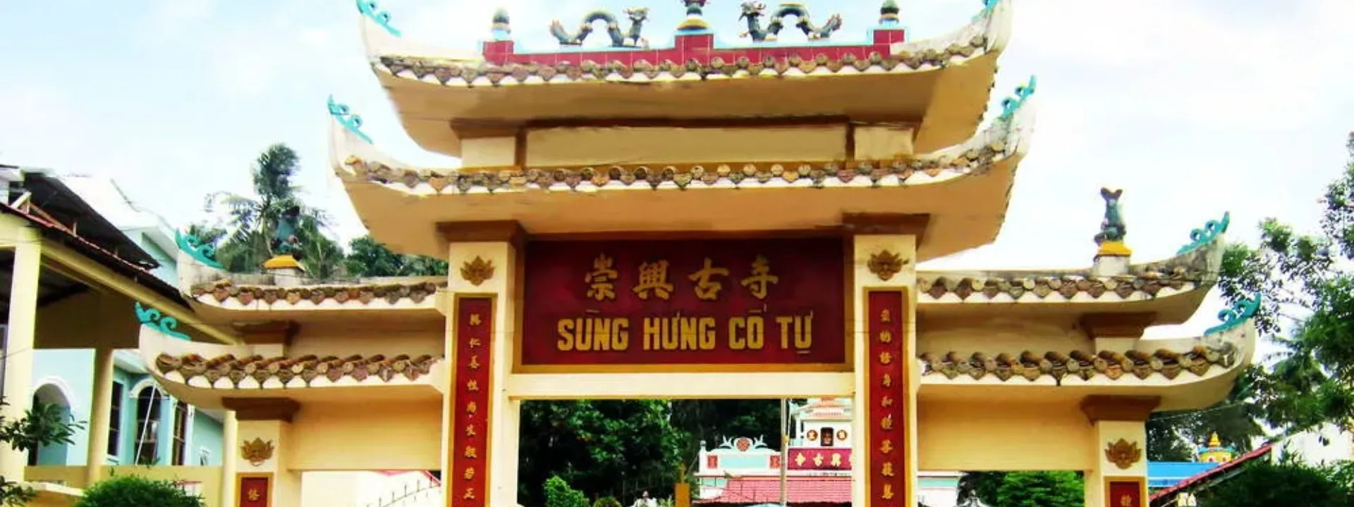 Chùa Sùng Hưng Cổ Tự