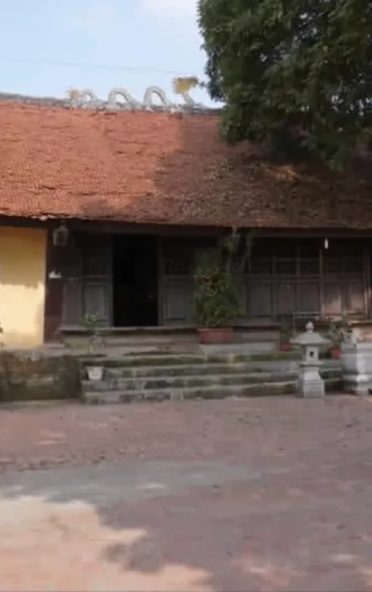 Đền Tráng Việt