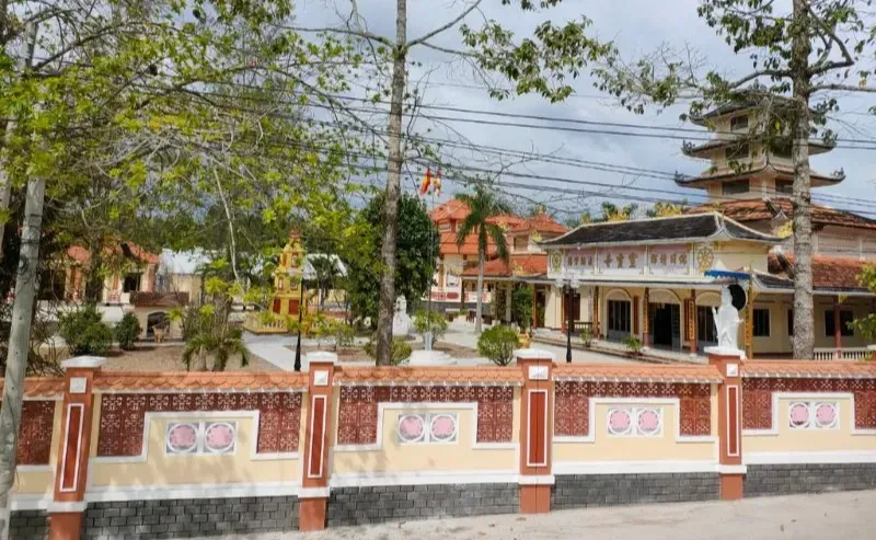 Tổng quan Chùa Tuyên Linh