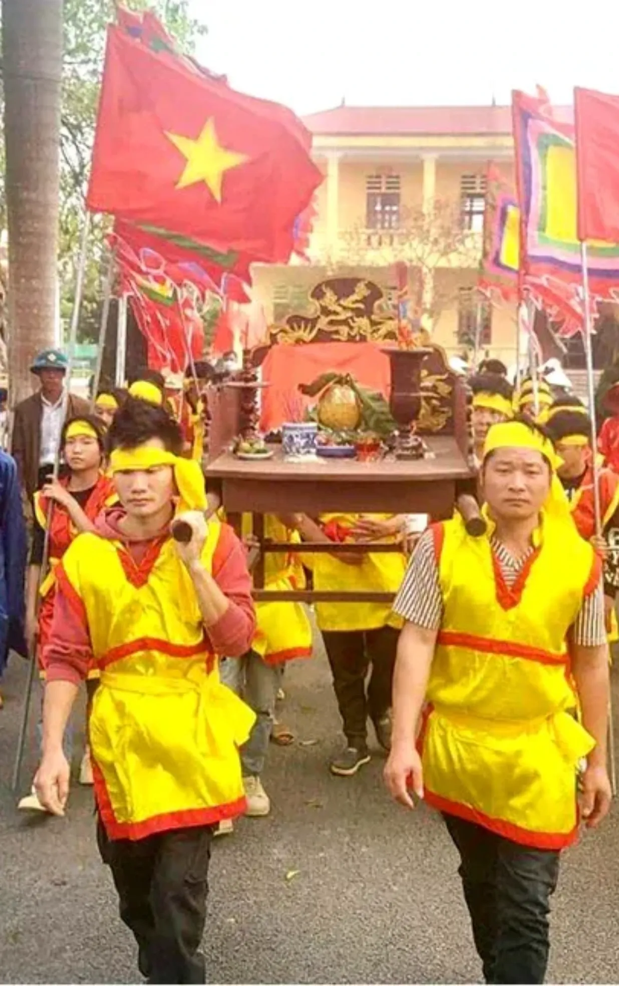Lễ hội đình Thủ Rồng