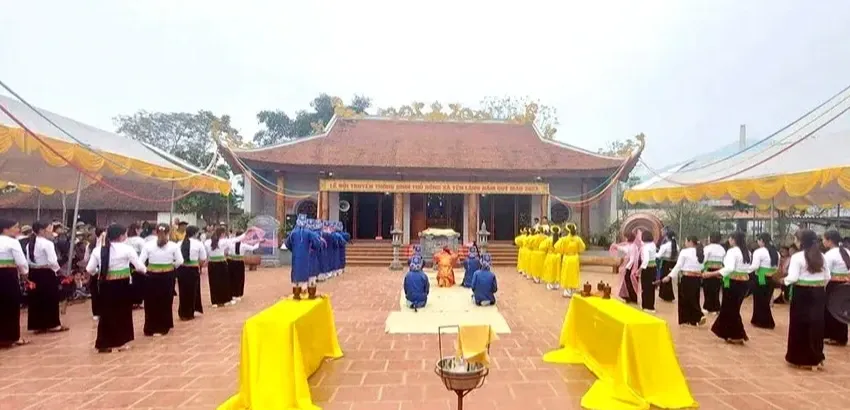 Lễ hội đình Thủ Rồng