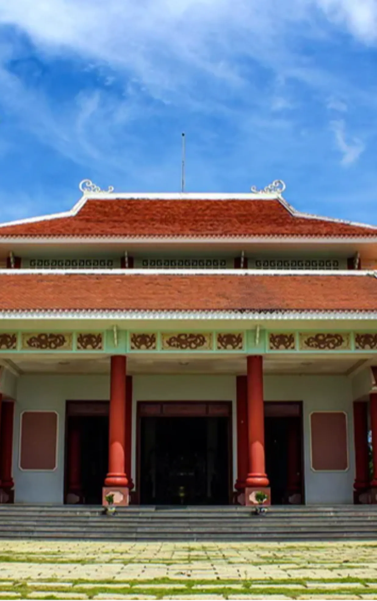 Khu Tưởng Niệm Nữ Tướng Nguyễn Thị Định