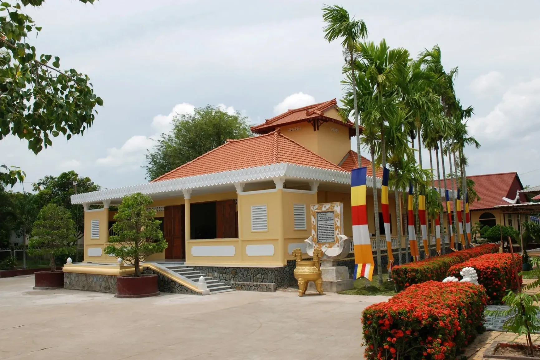 Chùa Long Quang (cần Thơ)