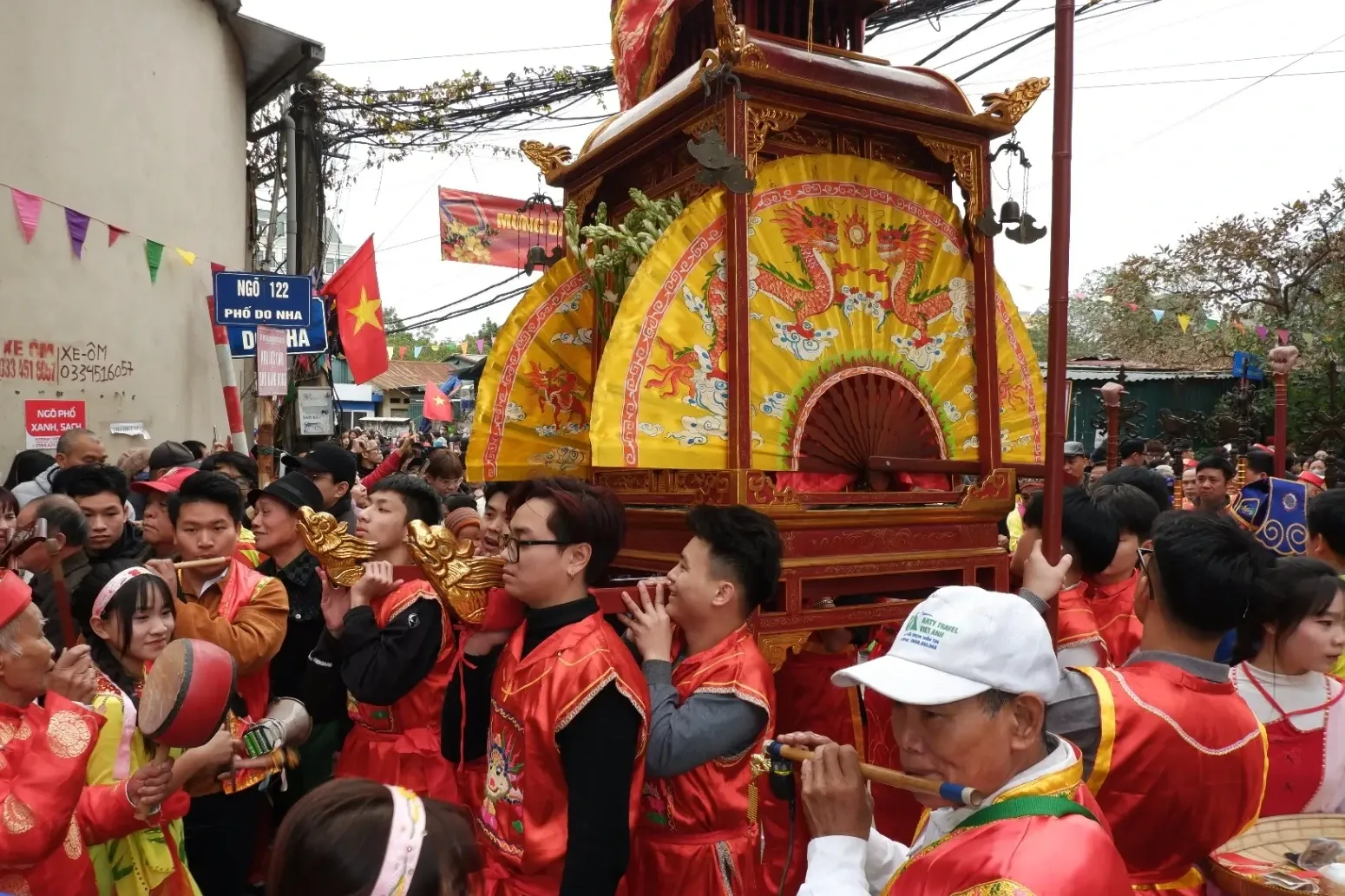 Lễ hội đình Miêu Nha