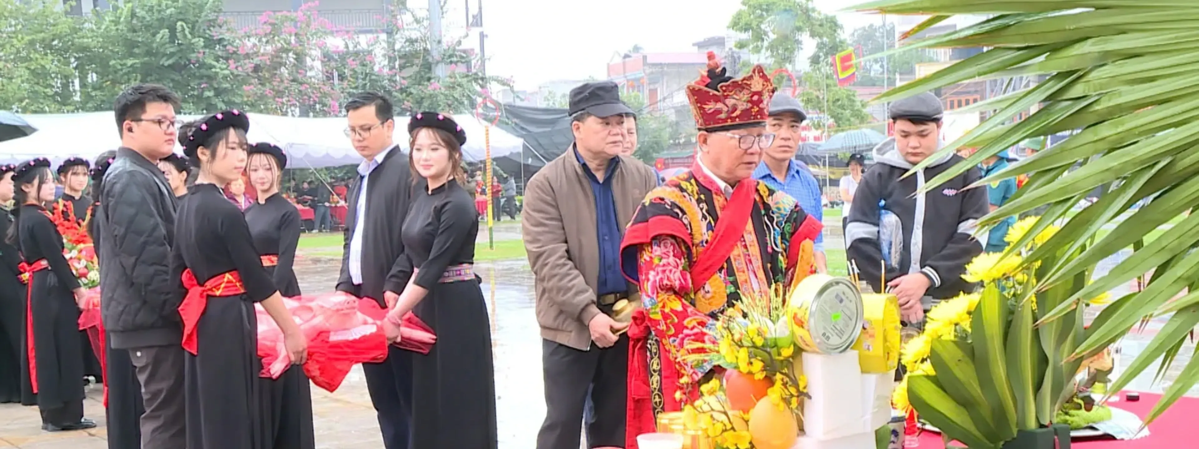 Lễ hội Lồng tông Na Hang