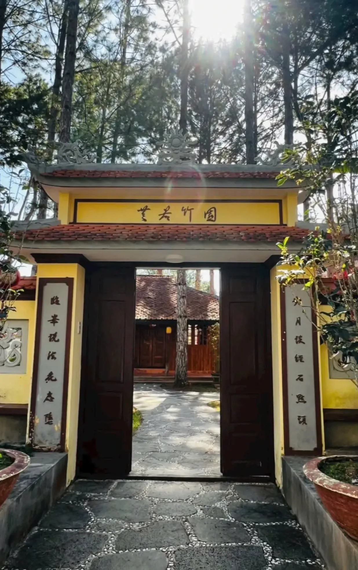 Chùa Linh Sơn