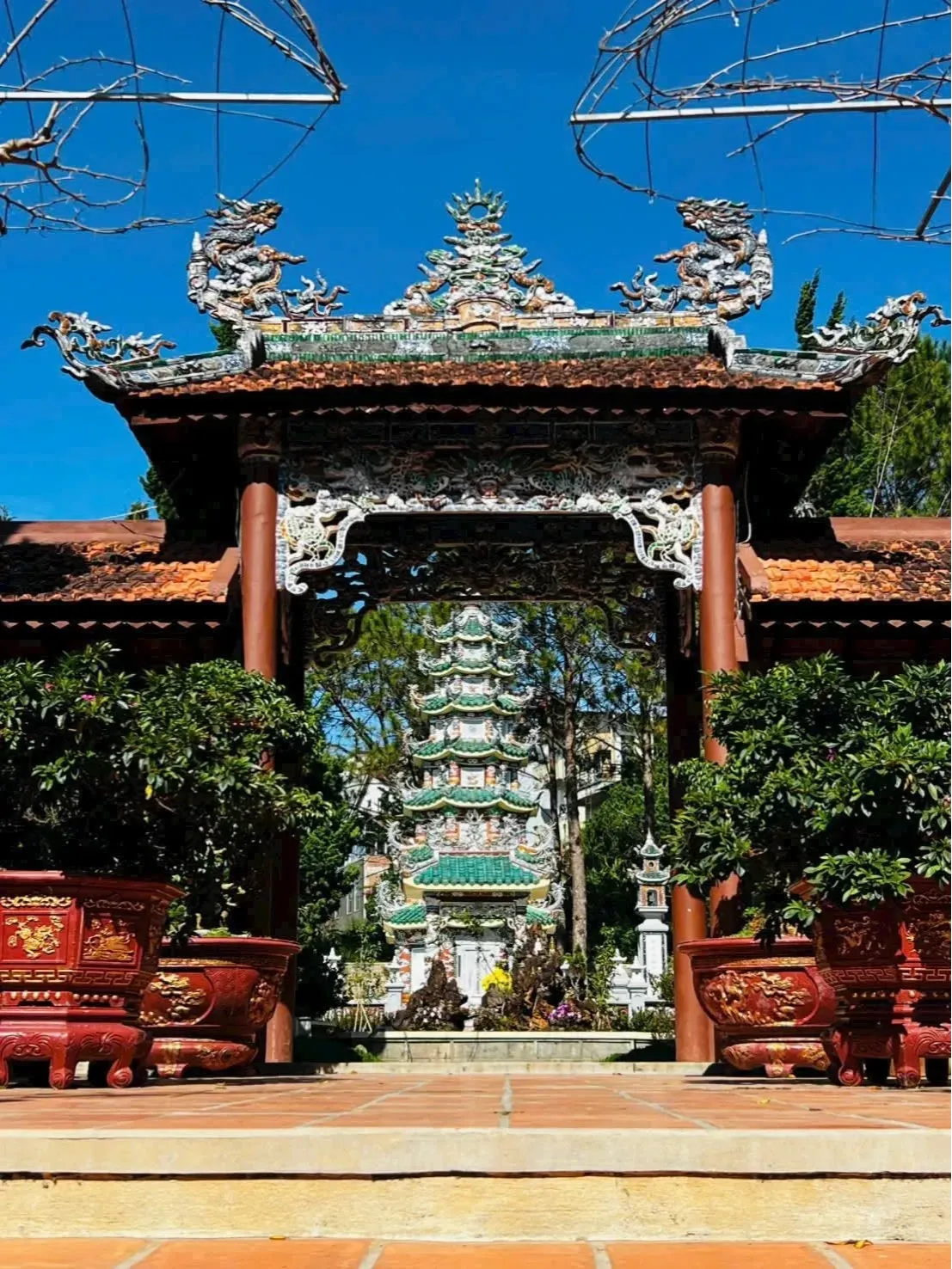 Tổng quan Chùa Linh Sơn