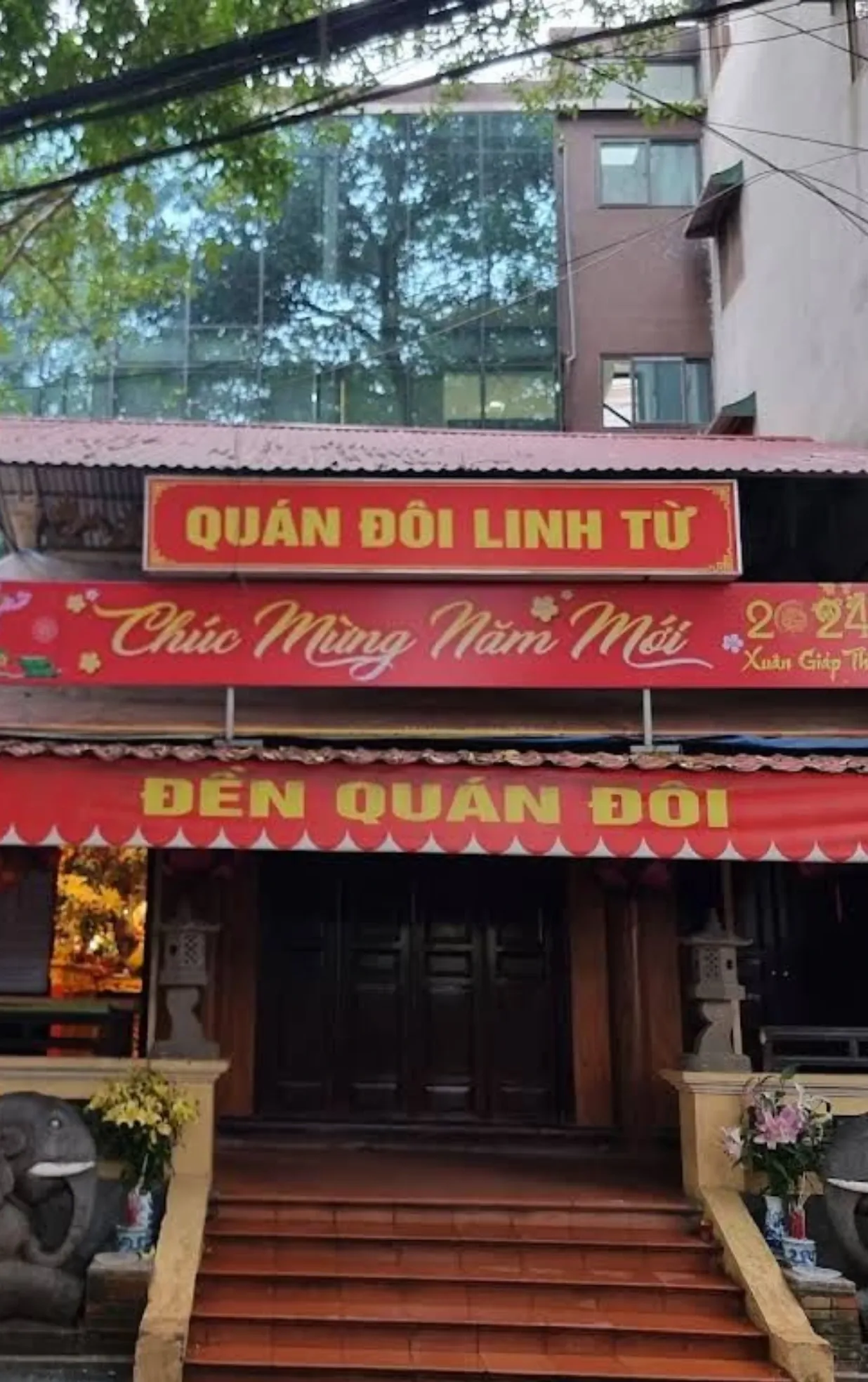 Đền Quán Đôi
