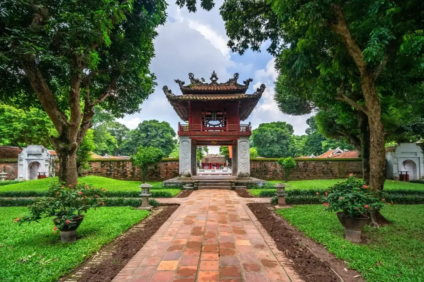 Khu Thành Đạt – Khuê Văn Các