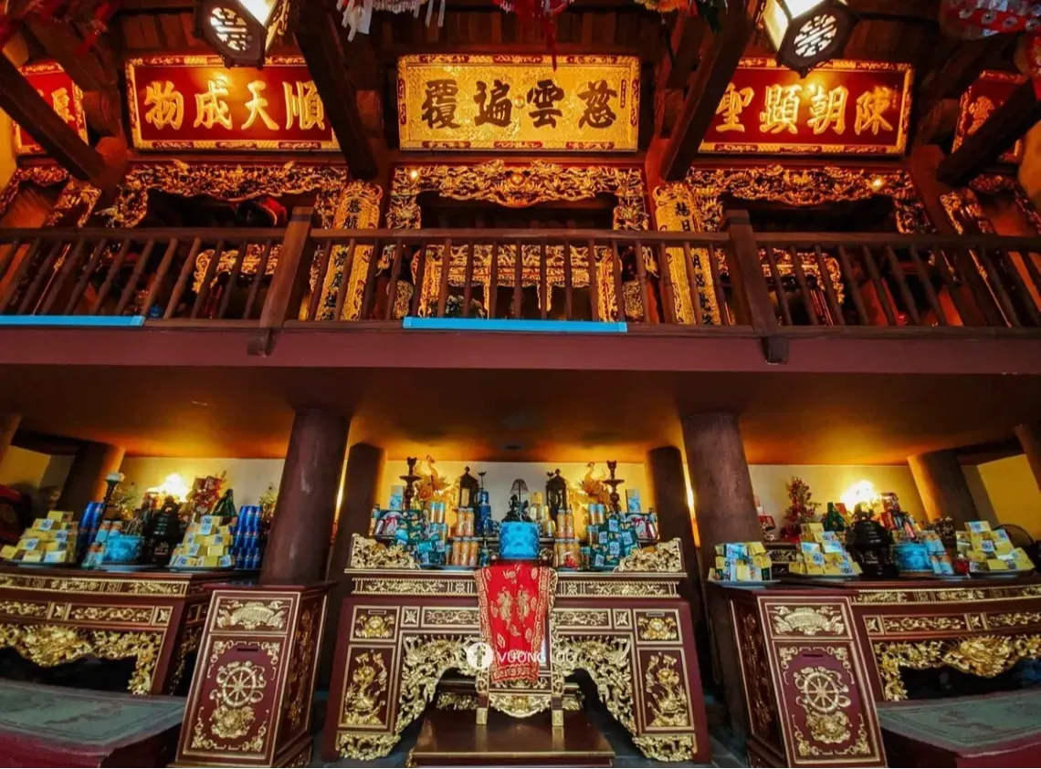 Đền Bạch Mã