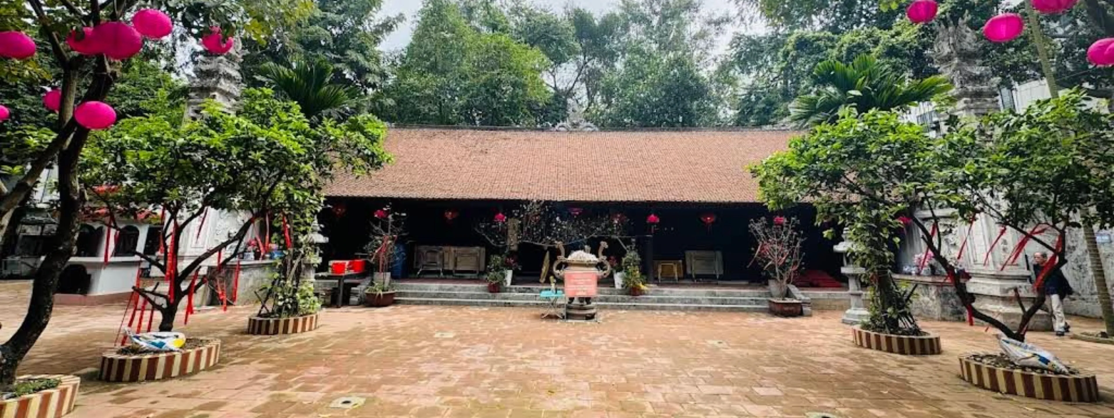 Đình-đền Liễu Giai