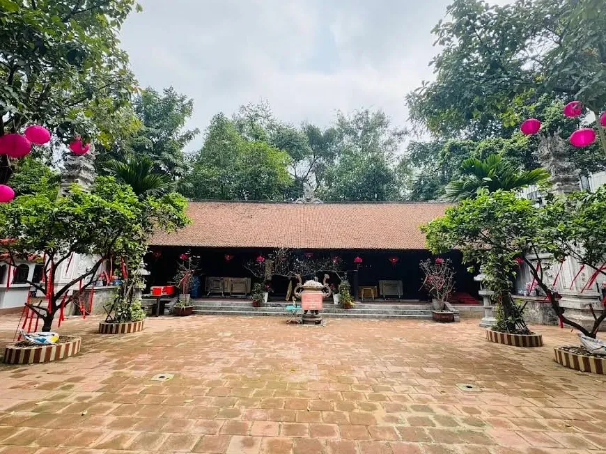 Đình-đền Liễu Giai