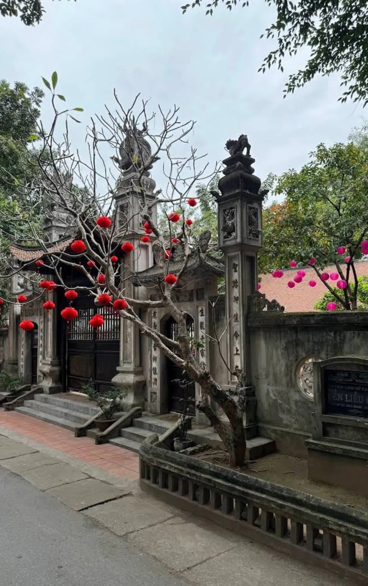 Đình-đền Liễu Giai