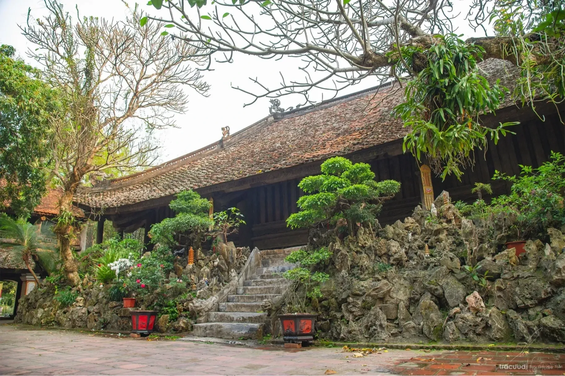 Tổng quan Chùa Thầy