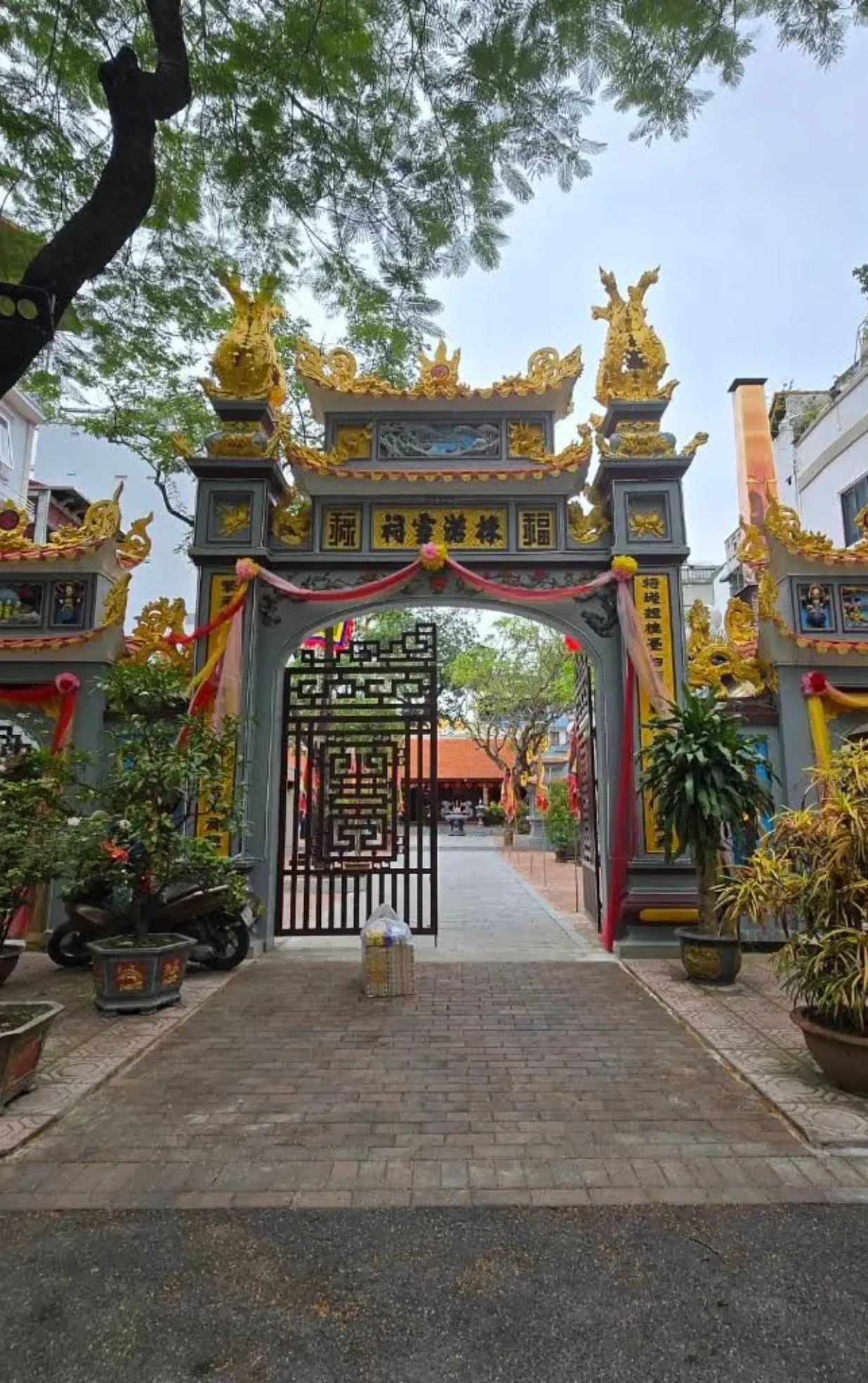 Đền Đống Nước