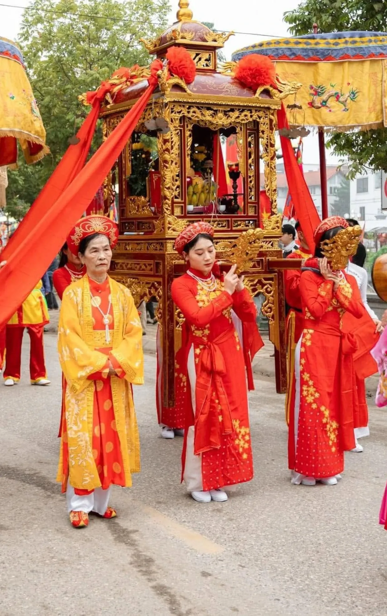 Hội làng Hậu Ái