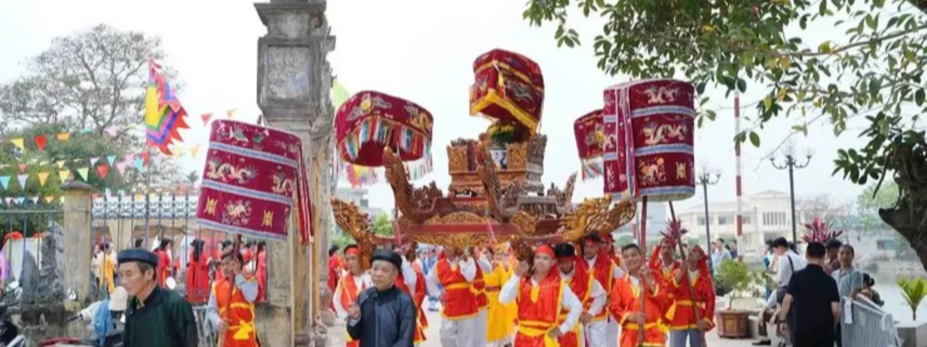 Hội đình làng Tạ Xá