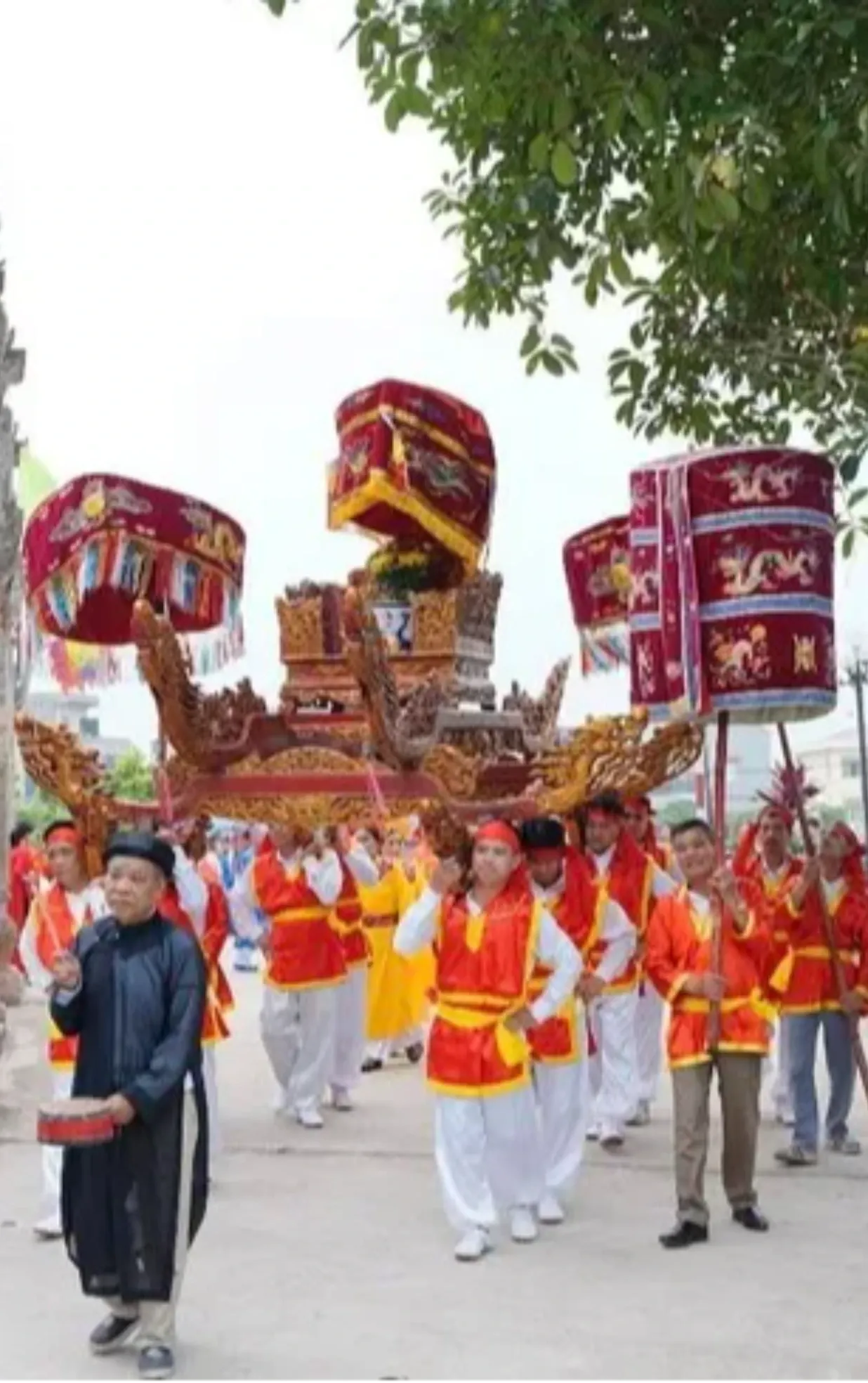 Hội đình làng Tạ Xá