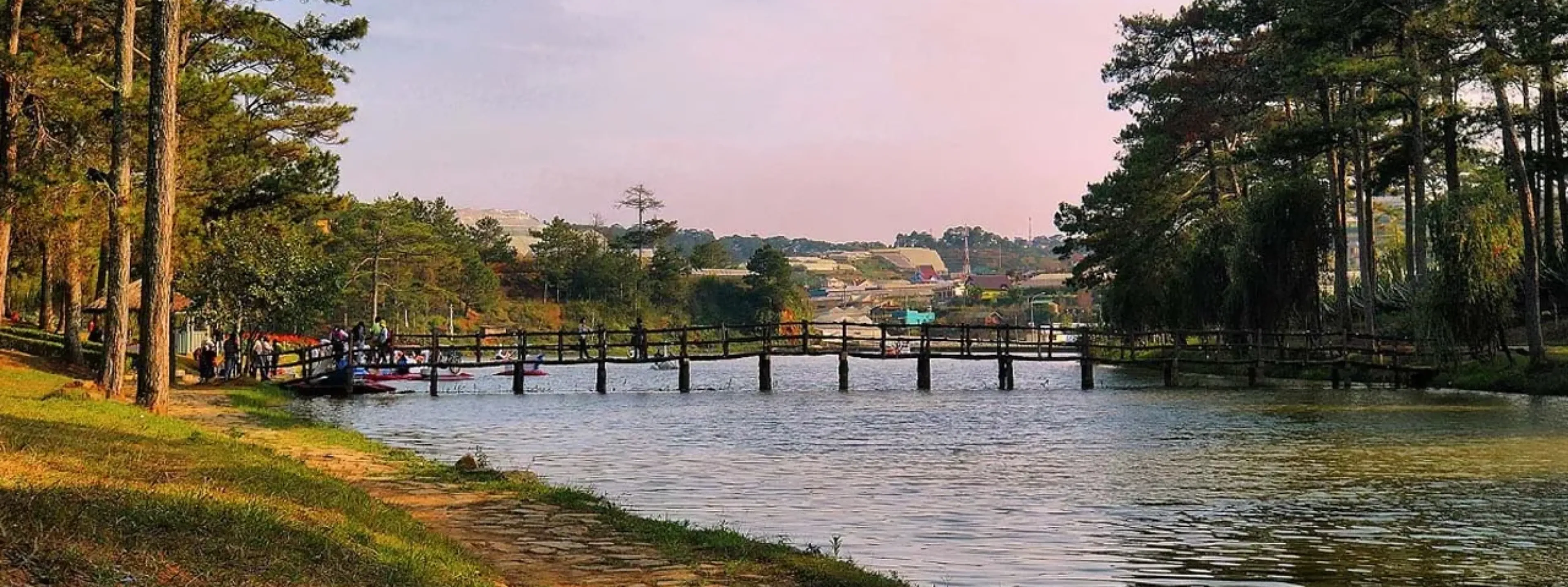 Hồ Than Thở