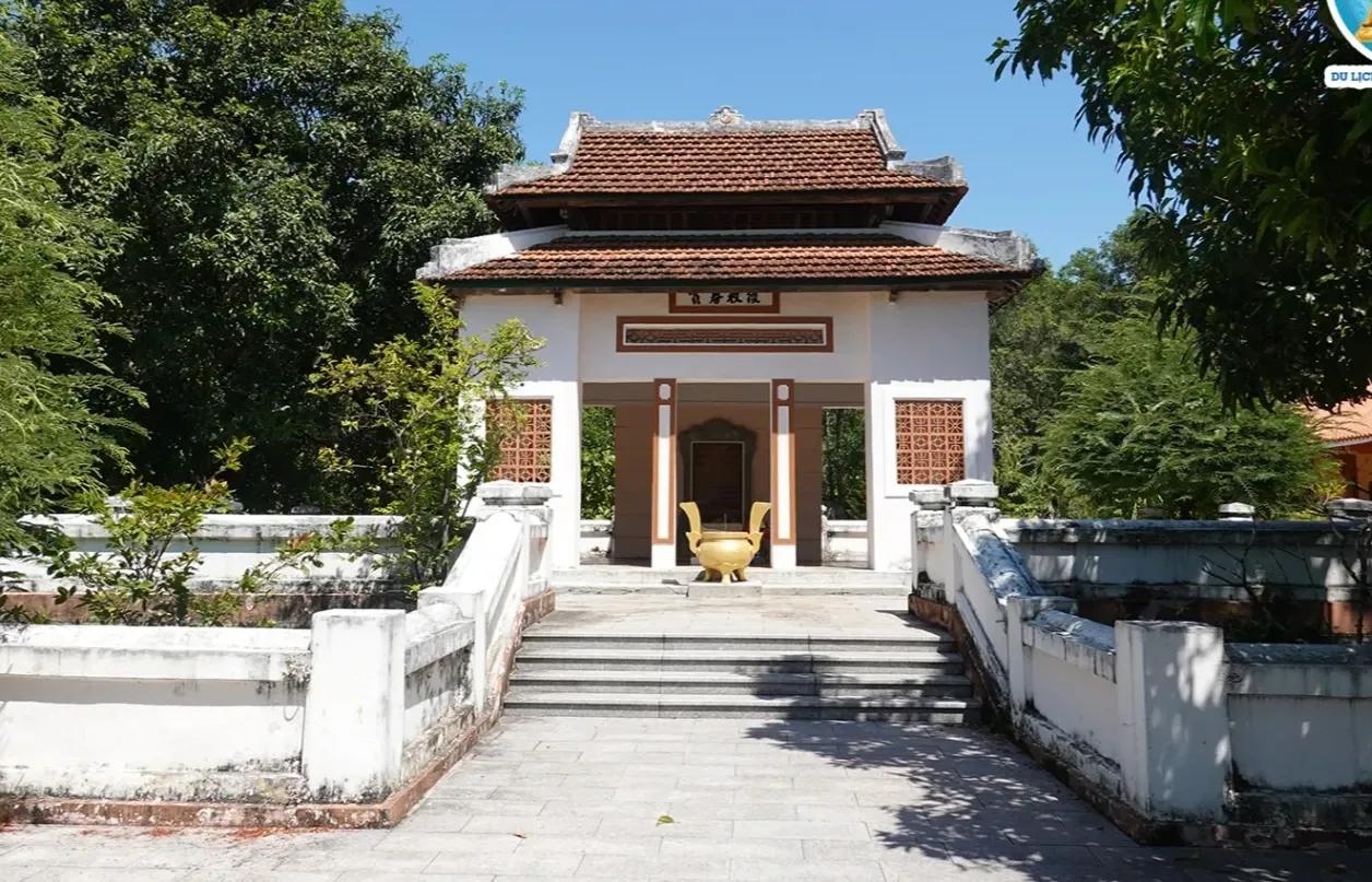Tổng quan Lăng Mai Xuân Thưởng