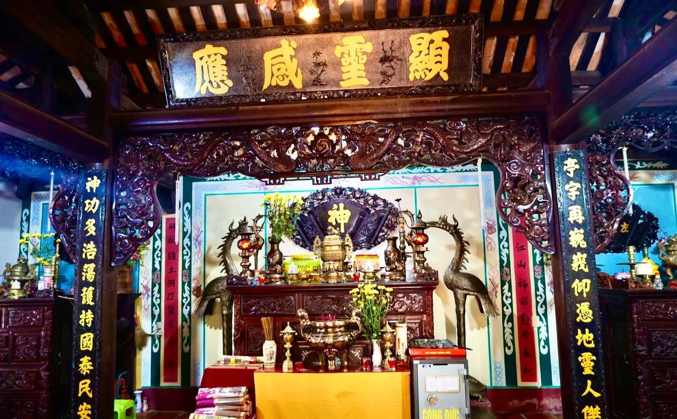 Tổng quan Đình Lạc Giao