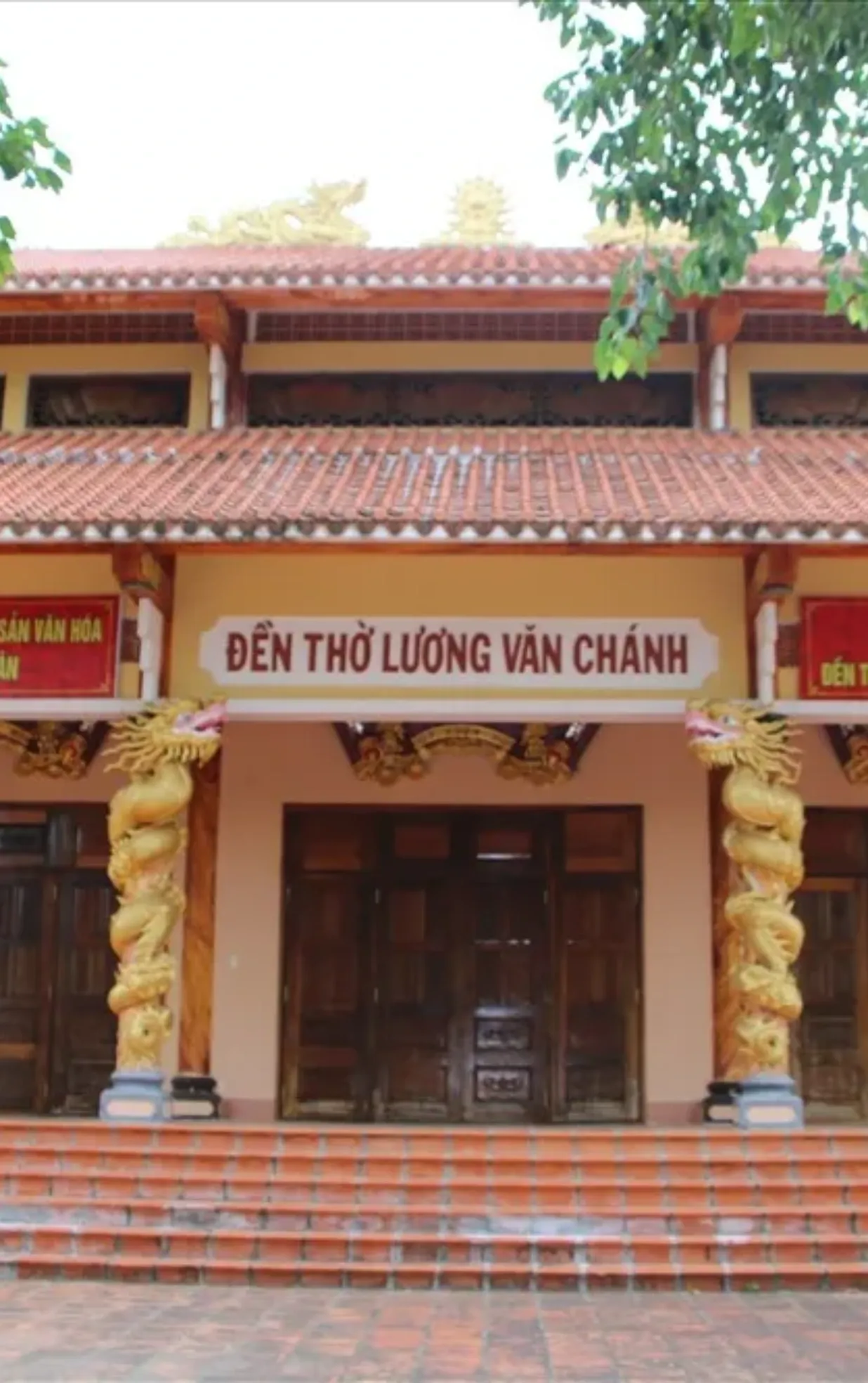 Mộ Và Đền Thờ Lương Văn Chánh