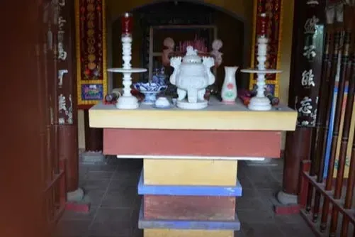 Tổng quan Đình làng Cẩm Toại