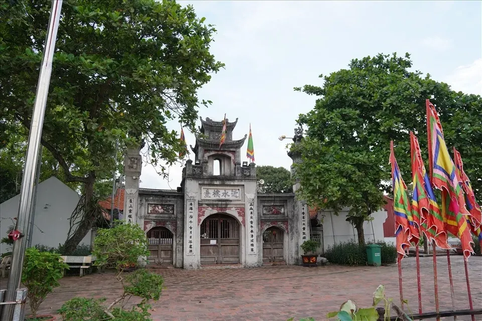 Đền Phù Đổng