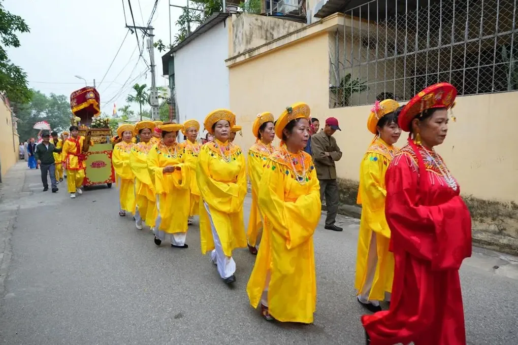 Lễ hội đình làng Yên Phú