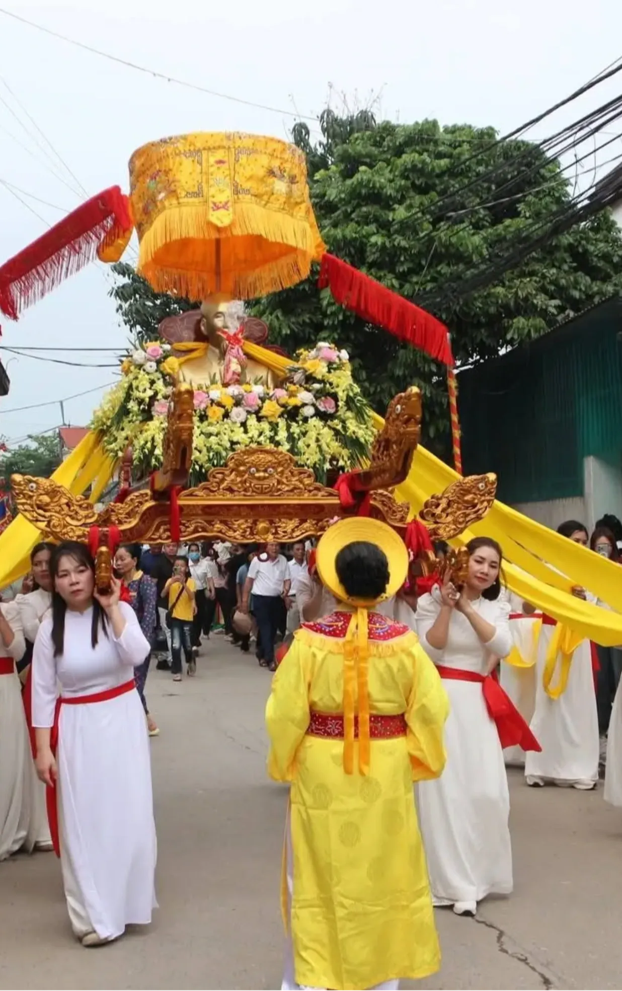 Hội đình làng Lương Xá