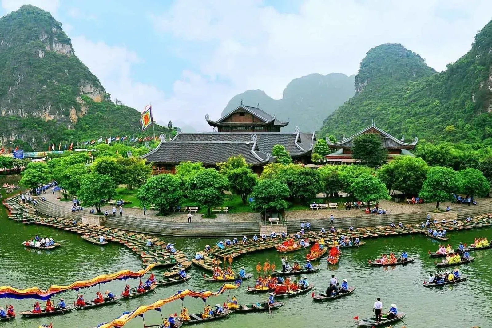 Cố đô Hoa Lư