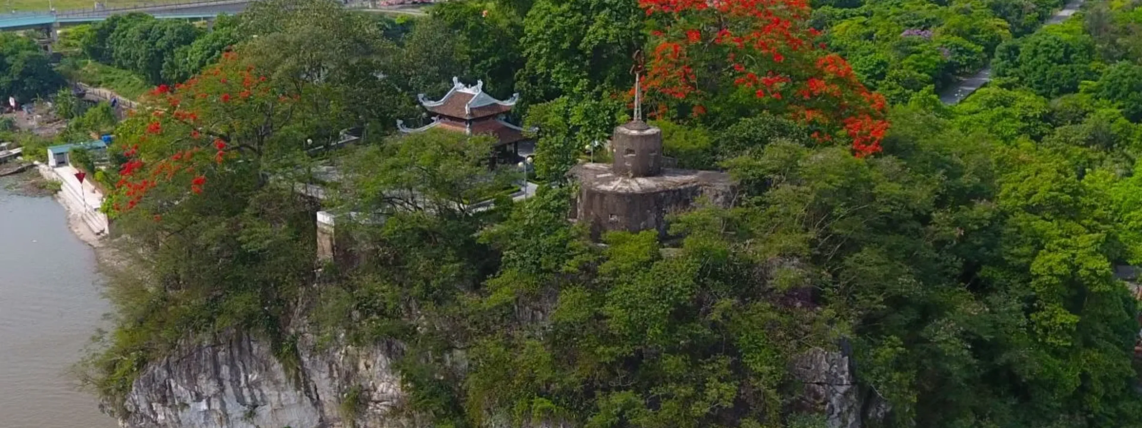 Núi Non Nước
