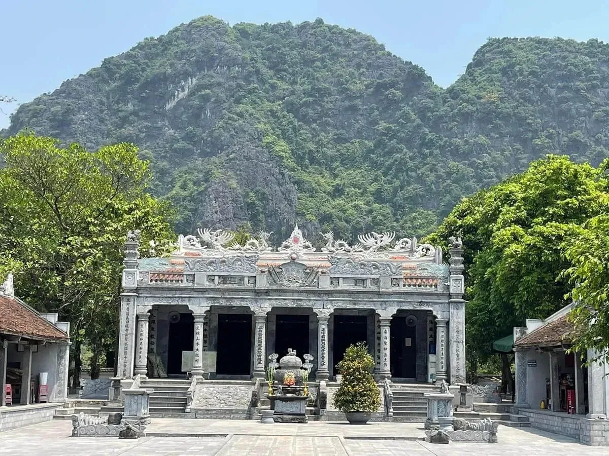 Đền Trần (Tràng An)