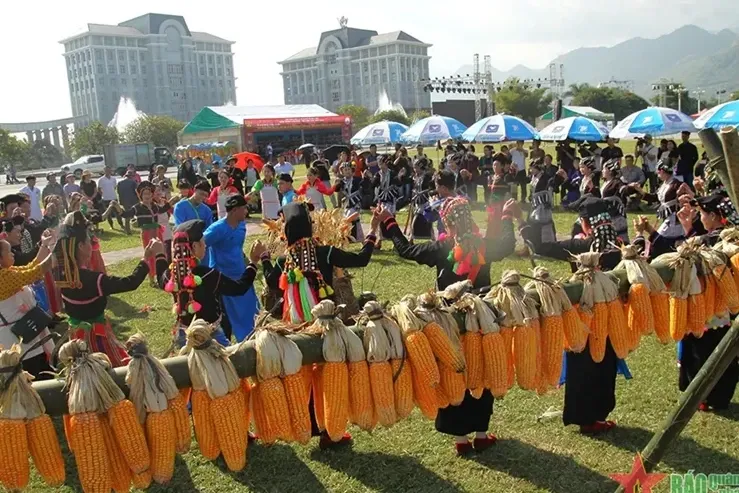 Lễ hội Tết Ngô dân tộc Cống