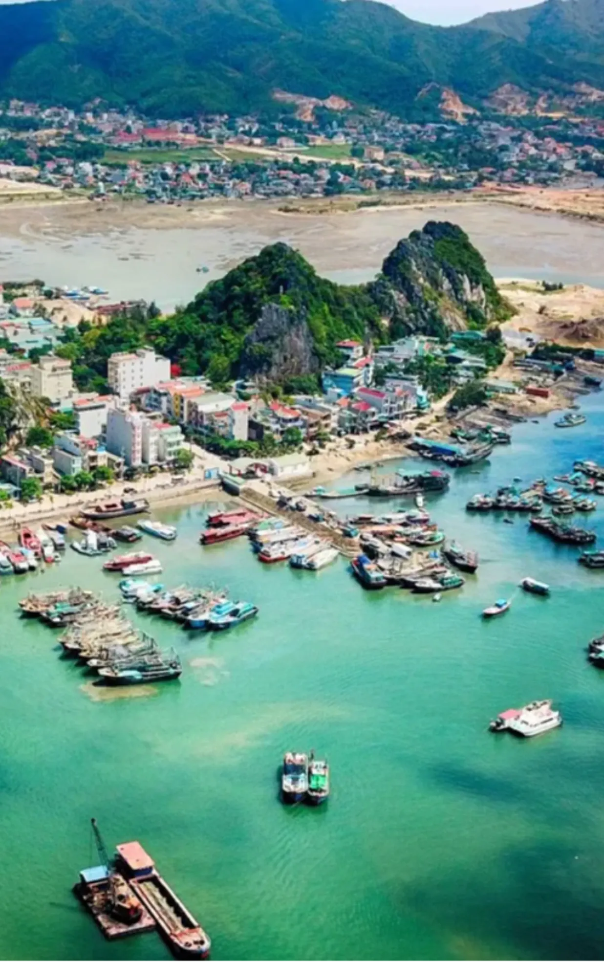 Di Tích Thương Cảng Vân Đồn (cống Đông, Tây Và Bến Cái Làng)
